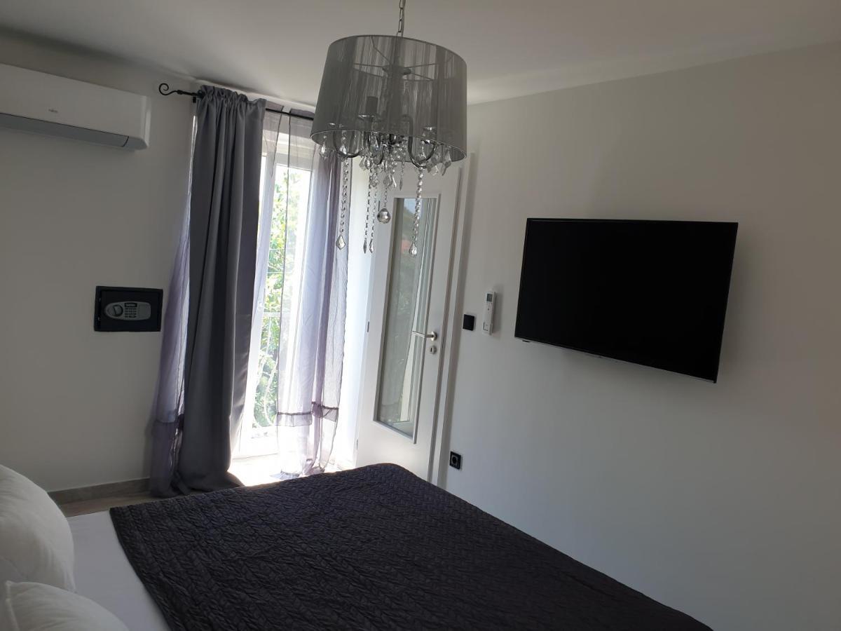Castel Mali Lošinj Exterior foto