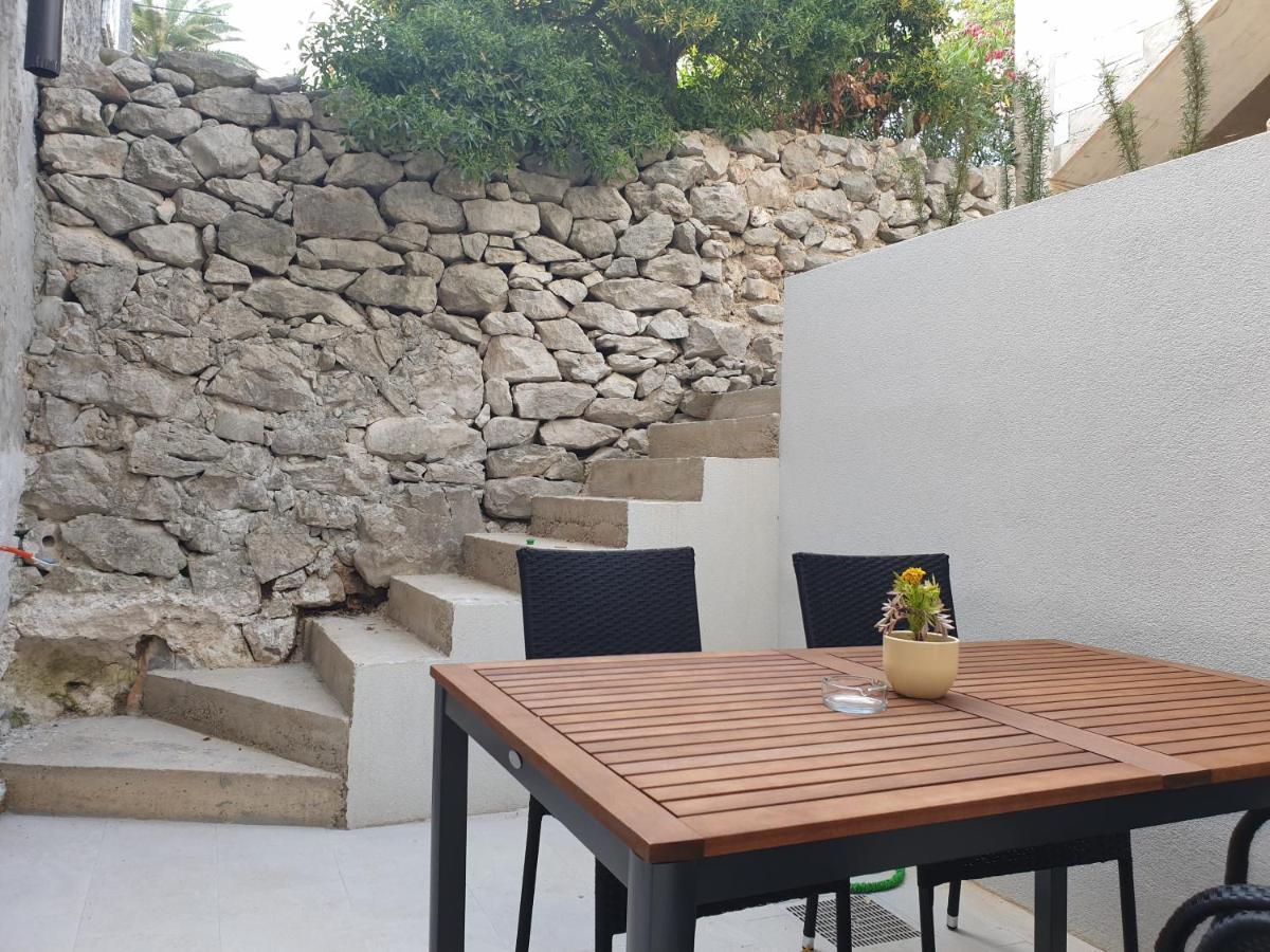 Castel Mali Lošinj Exterior foto